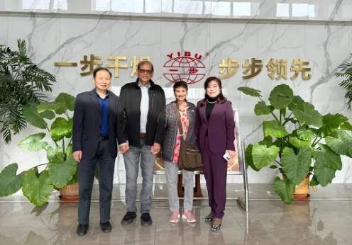 国际干燥会议平生主席艾伦·牟俊达教授莅临太阳集团tyc4633技术领导并发展喷雾干燥技术互换讲座